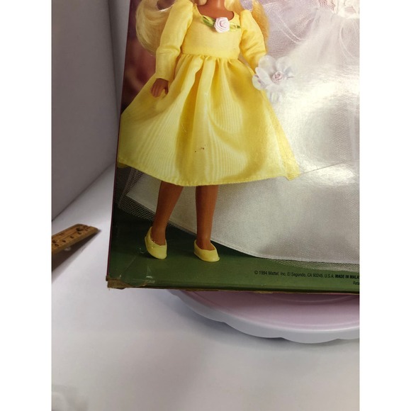 Wedding Party Barbie 1994 - Picture 11 of 12